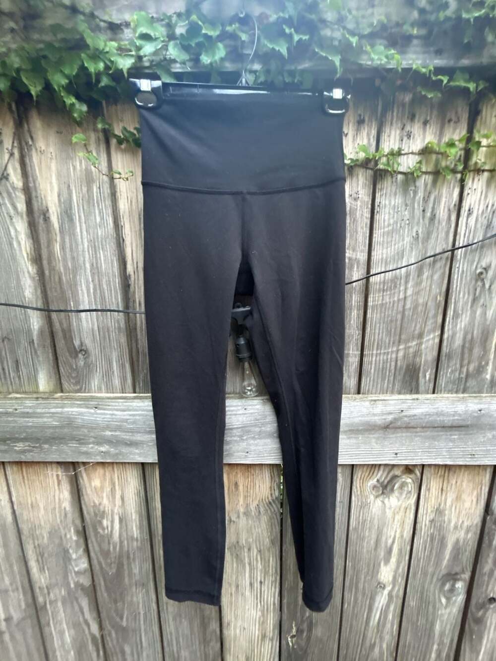 Lululemon Black Align High-Rise Nulu Workout Yoga Leggings Size 4